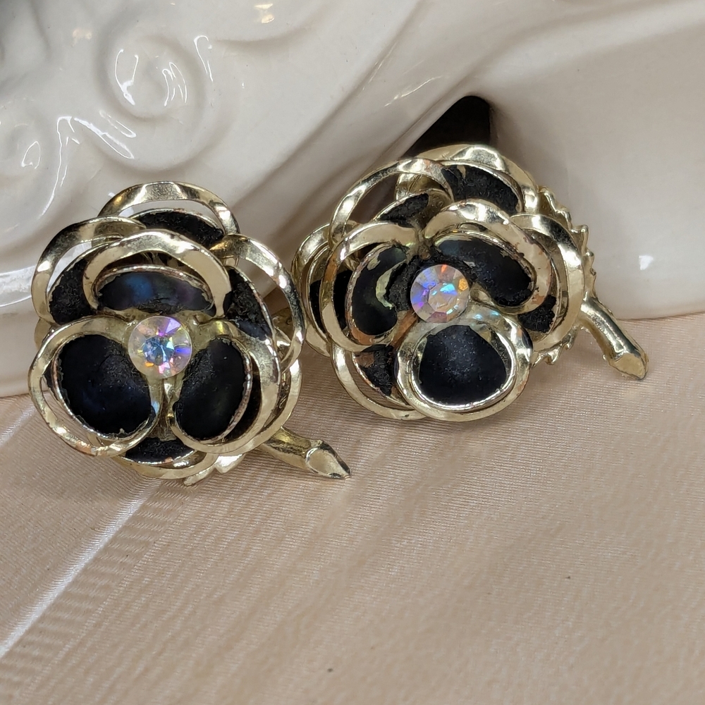 Vintage 60s Black Rose Earrings Crystal Accent Flower Clip-on Mid Century Modern